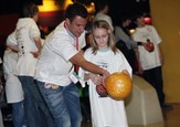 Nova pomáhá - Leoš Mareš jako kapitán bowlingového týmu