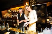 Pavlína Němcová otevřela nový bar v Praze