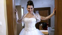 Ordinace: Zdena Tichá ve svatebních šatech